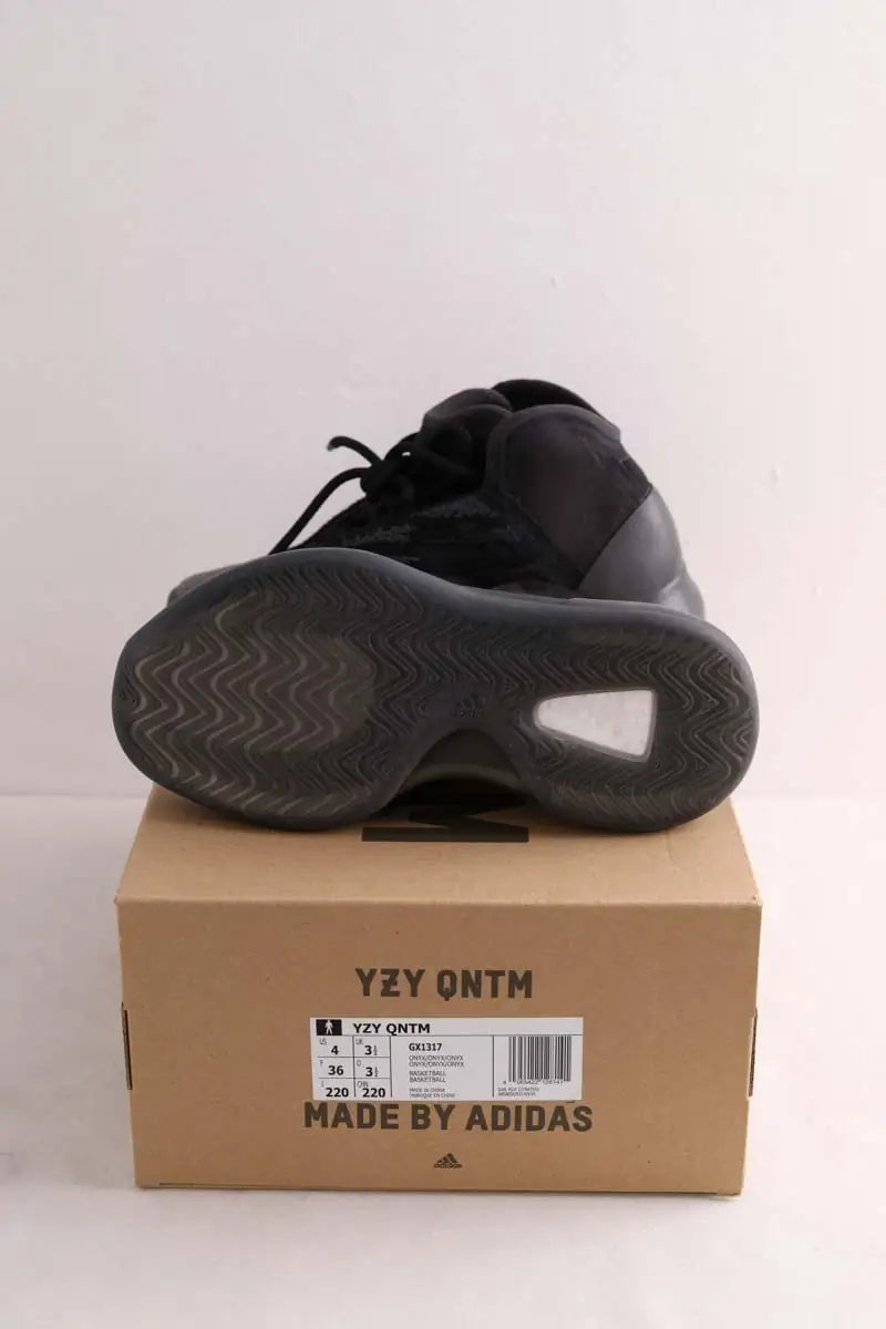 Baskets Yeezy Noir en Plastique