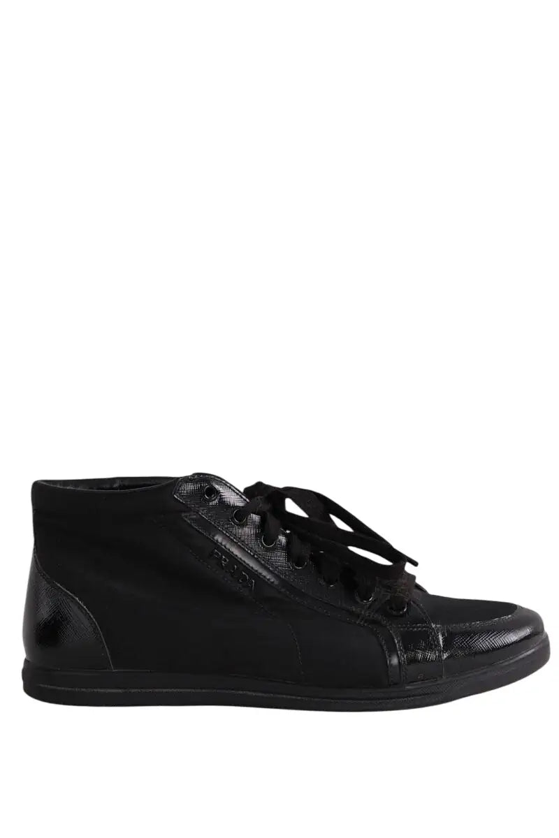 Baskets Prada Noir en Tissu, taille 38 - Seconde Main