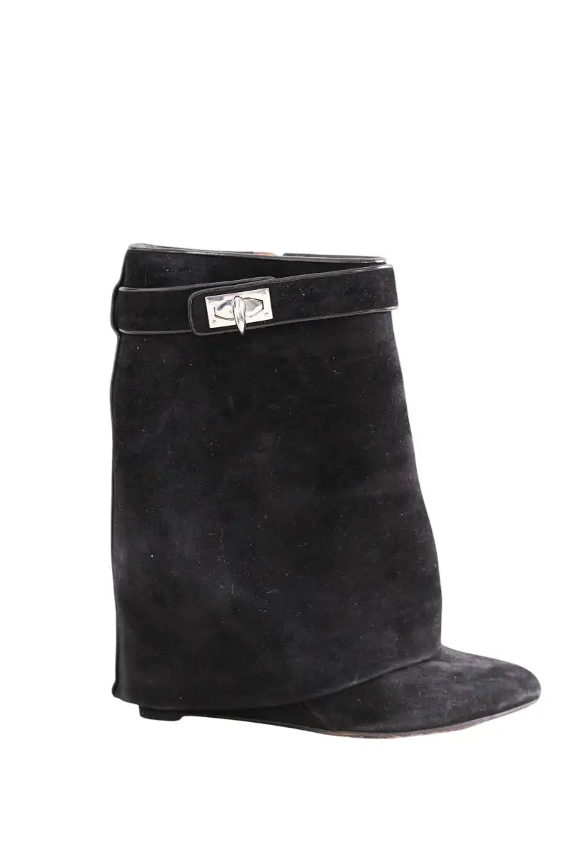 Boots Givenchy Shark Noir en Daim, taille 38 - Seconde Main