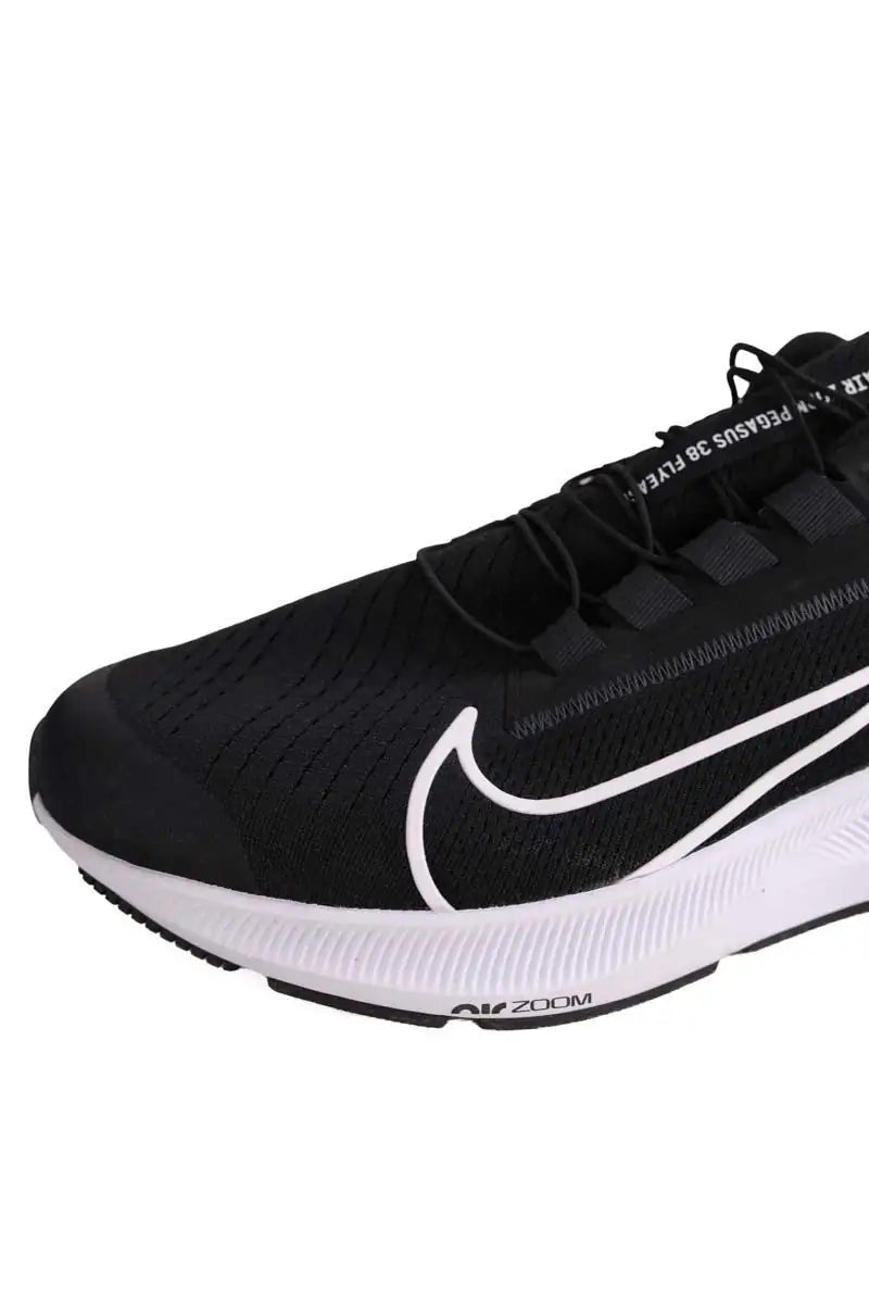 Baskets Nike Noir en Tissu