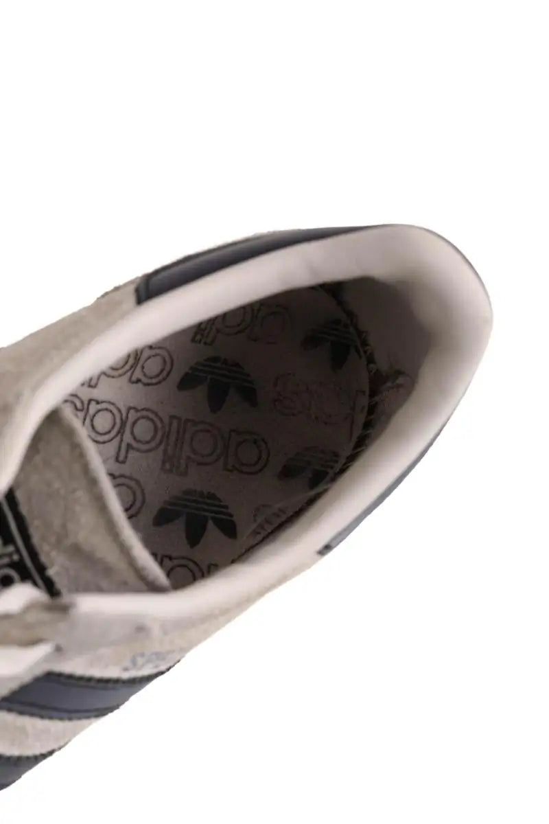 Baskets Adidas Gazelle Gris en Daim