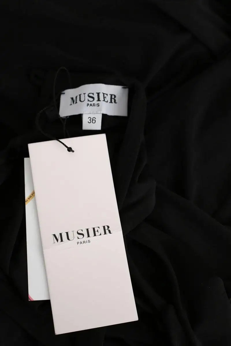Maxi Musier  Noir