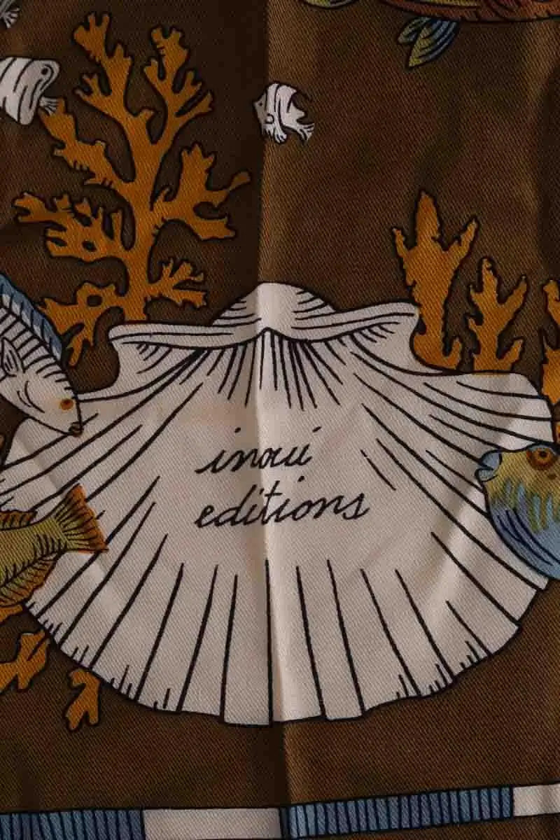 Carré Inoui Marron en Soie