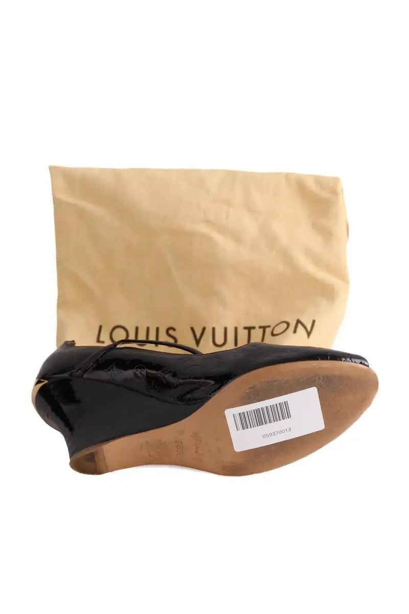 Talons Louis Vuitton Noir en Cuir verni
