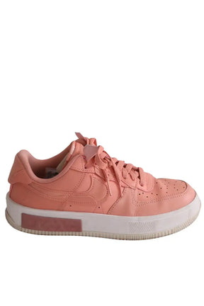 Baskets Nike Rose en Cuir, taille 40 - Seconde Main