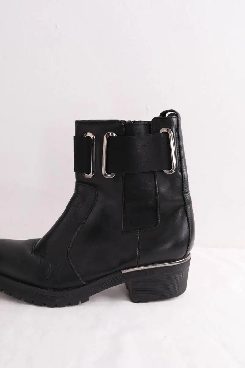 Boots à boucles Baldinini Noir en Cuir