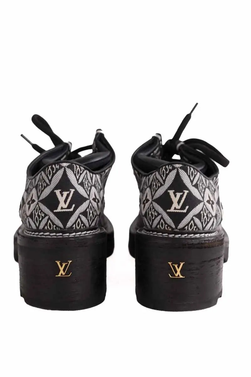 Chaussures à lacets Louis Vuitton Derbies en toile beaubourg Noir en Cuir
