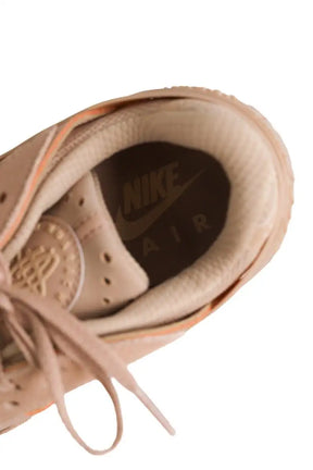 Baskets Nike Rose en Tissu