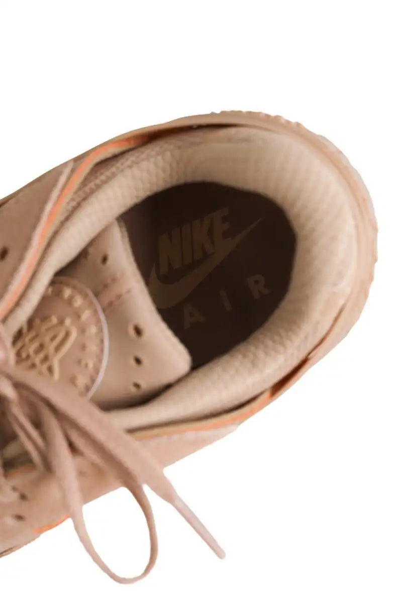 Baskets Nike Rose en Tissu