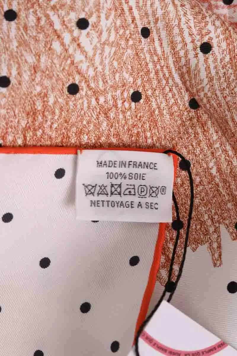 Carré Hermès Plumets et Panaches  Beige en Soie