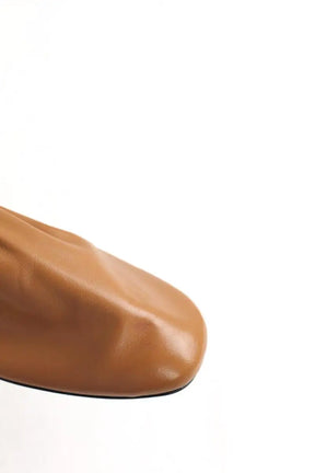 Ballerines APC Slip On Swan Camel en Cuir