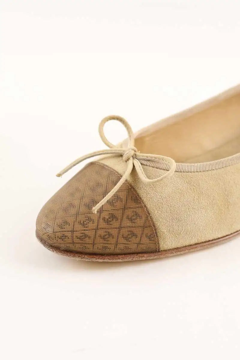 Ballerines Chanel Beige en Cuir