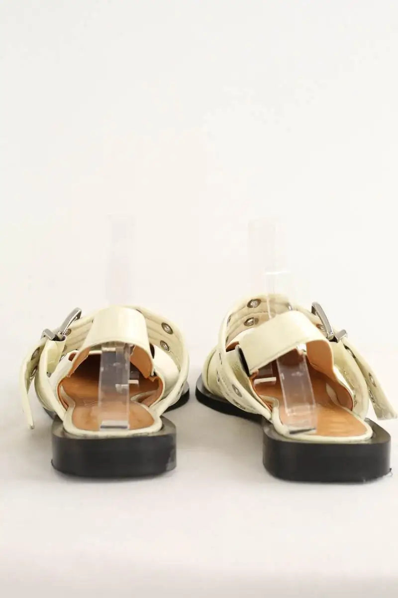 Ballerines Ganni Ecru en Cuir verni