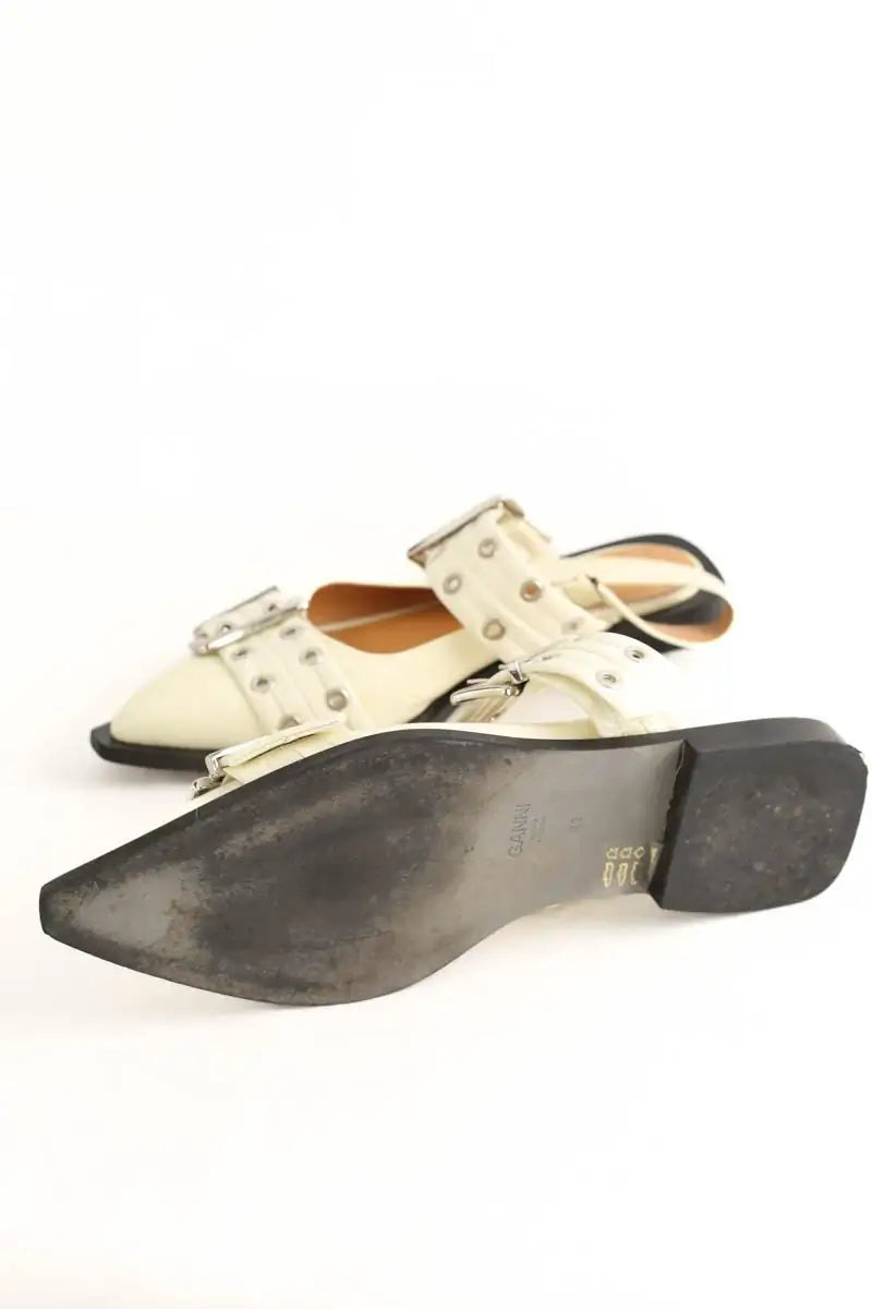 Ballerines Ganni Ecru en Cuir verni