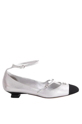 Ballerines Miu Miu Argent en Cuir, taille 38 - Seconde Main