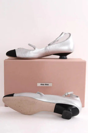 Ballerines Miu Miu Argent en Cuir