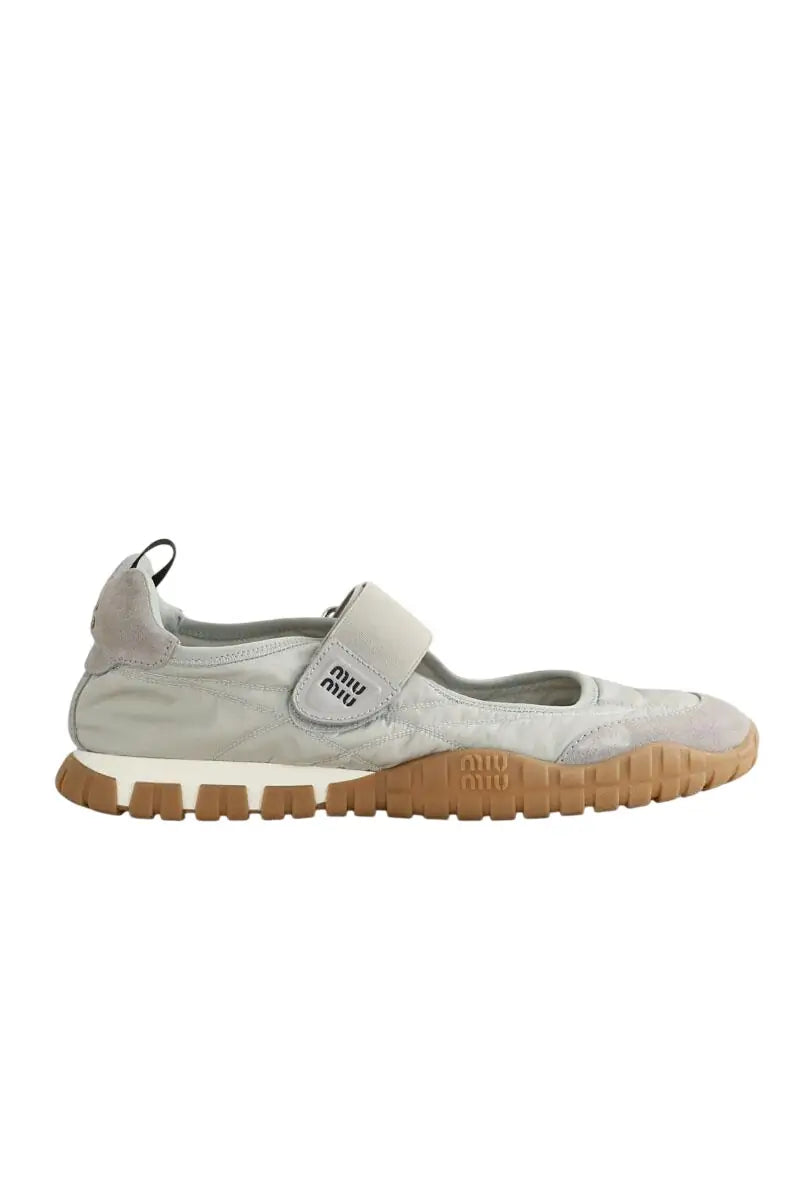 Ballerines Miu Miu Gris en Tissu, taille 41 - Seconde Main