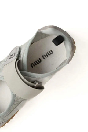 Ballerines Miu Miu Gris en Tissu