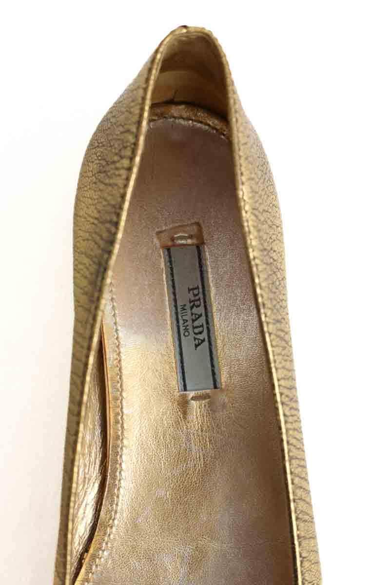 Ballerines Prada Doré en Cuir