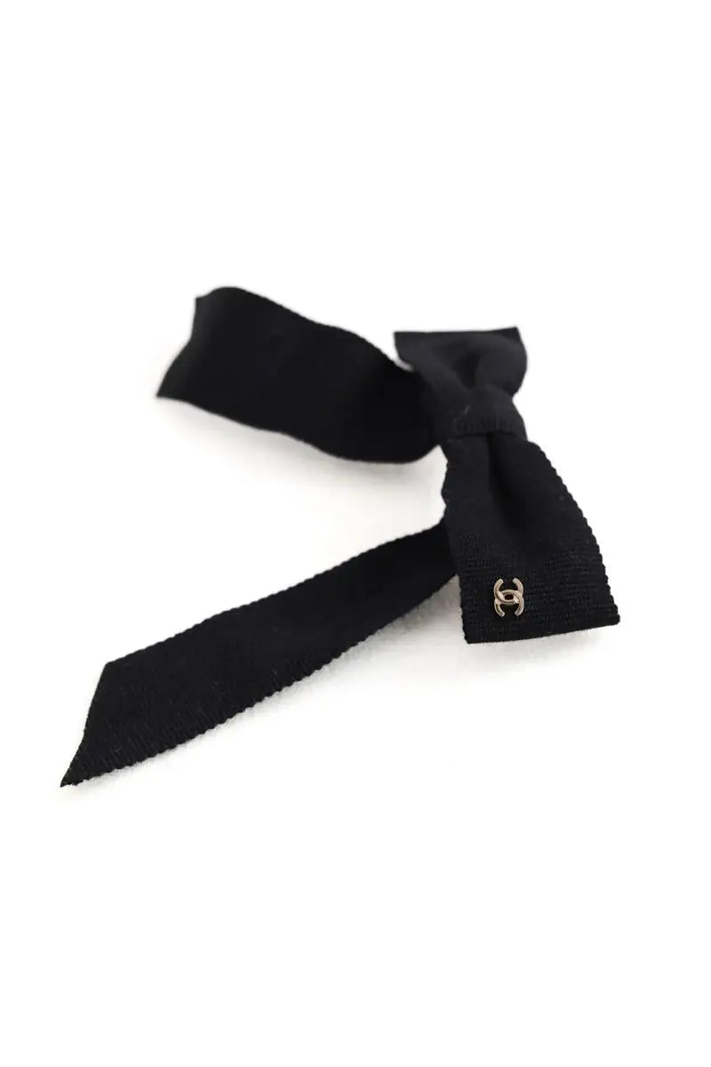 Barrette Noeud Chanel Noir en Tissu