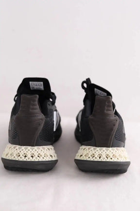 Baskets Adidas Noir en Tissu
