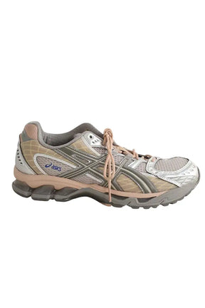 Baskets Asics Gris en Cuir, taille 42 - Seconde Main