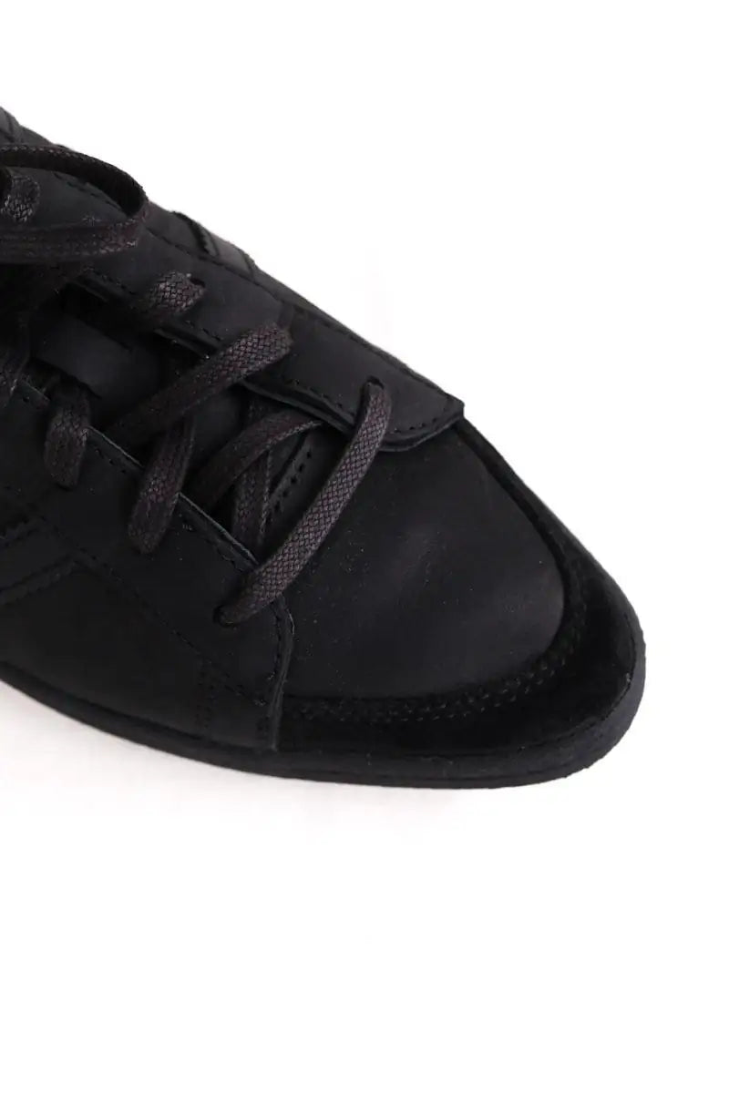 Baskets basses Adidas Noir en Cuir