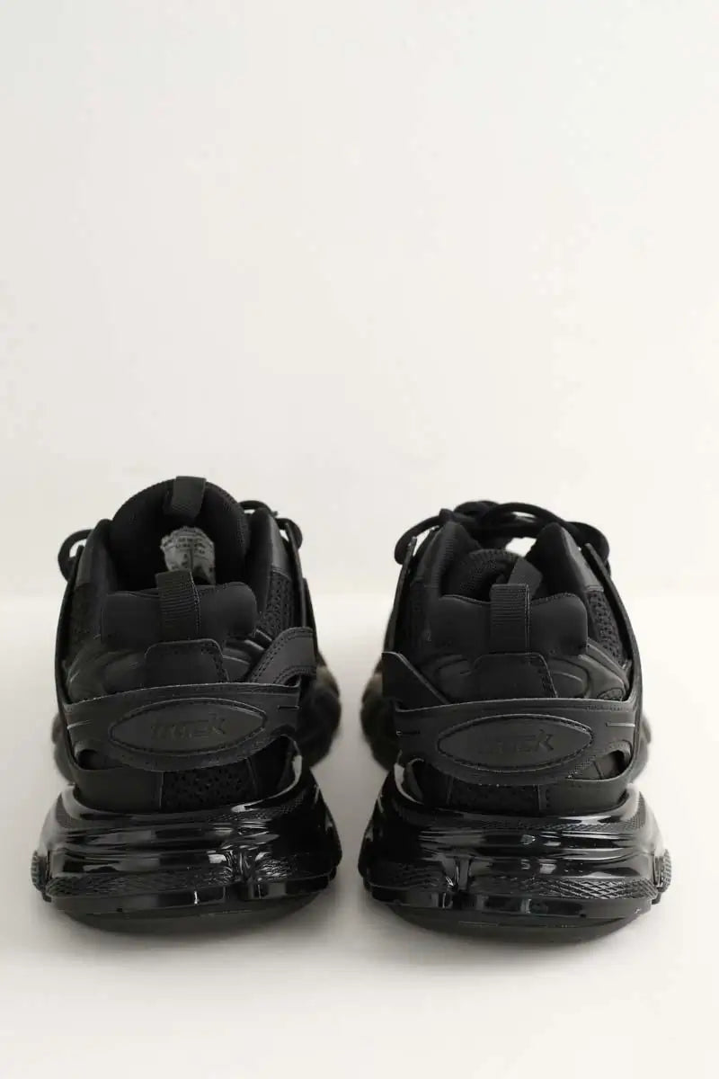Baskets basses Balenciaga Noir en Caoutchouc