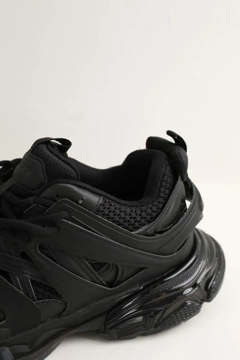 Baskets basses Balenciaga Noir en Caoutchouc