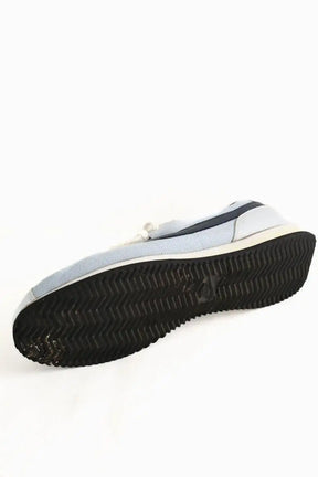 Baskets basses Nike Bleu en Daim
