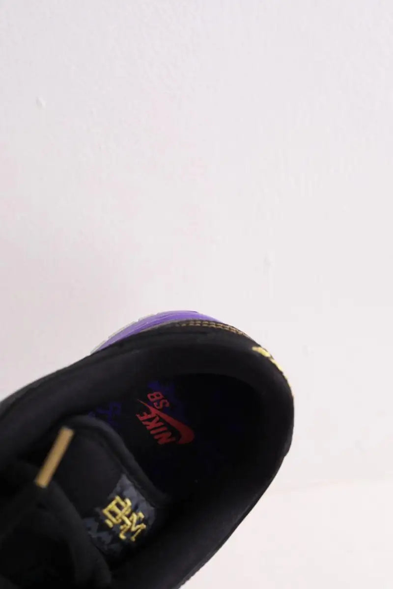 Baskets basses Nike Noir en Tissu