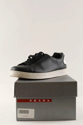 Baskets basses Prada Noir en Cuir