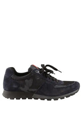 Baskets basses Prada Noir en Tissu, taille 42 - Seconde Main