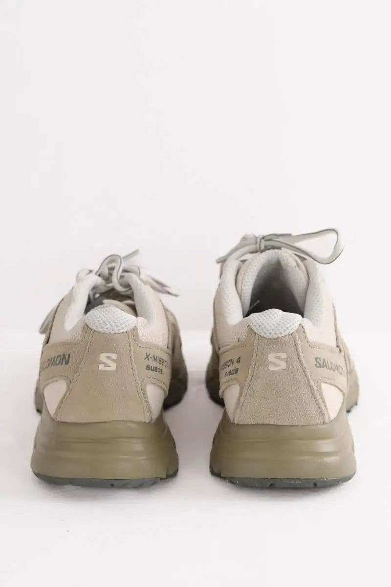 Baskets basses Salomon Beige en Daim