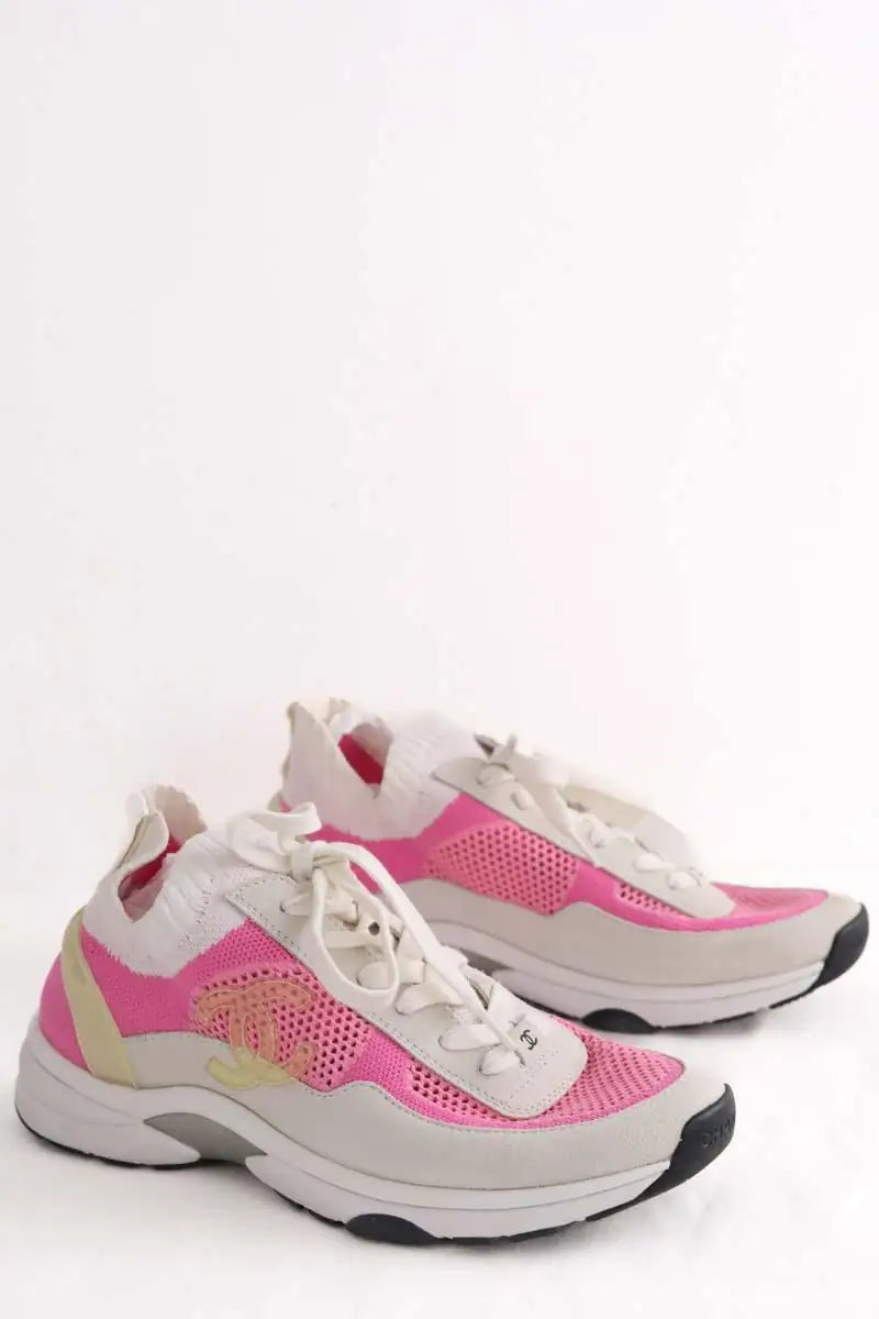 Baskets Chanel Rose en Daim