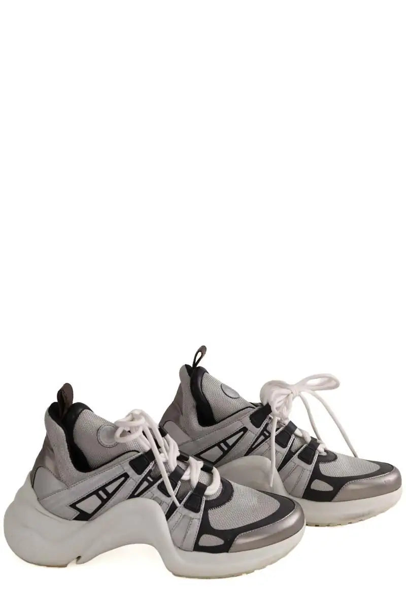 Baskets Louis Vuitton Blanc en Cuir
