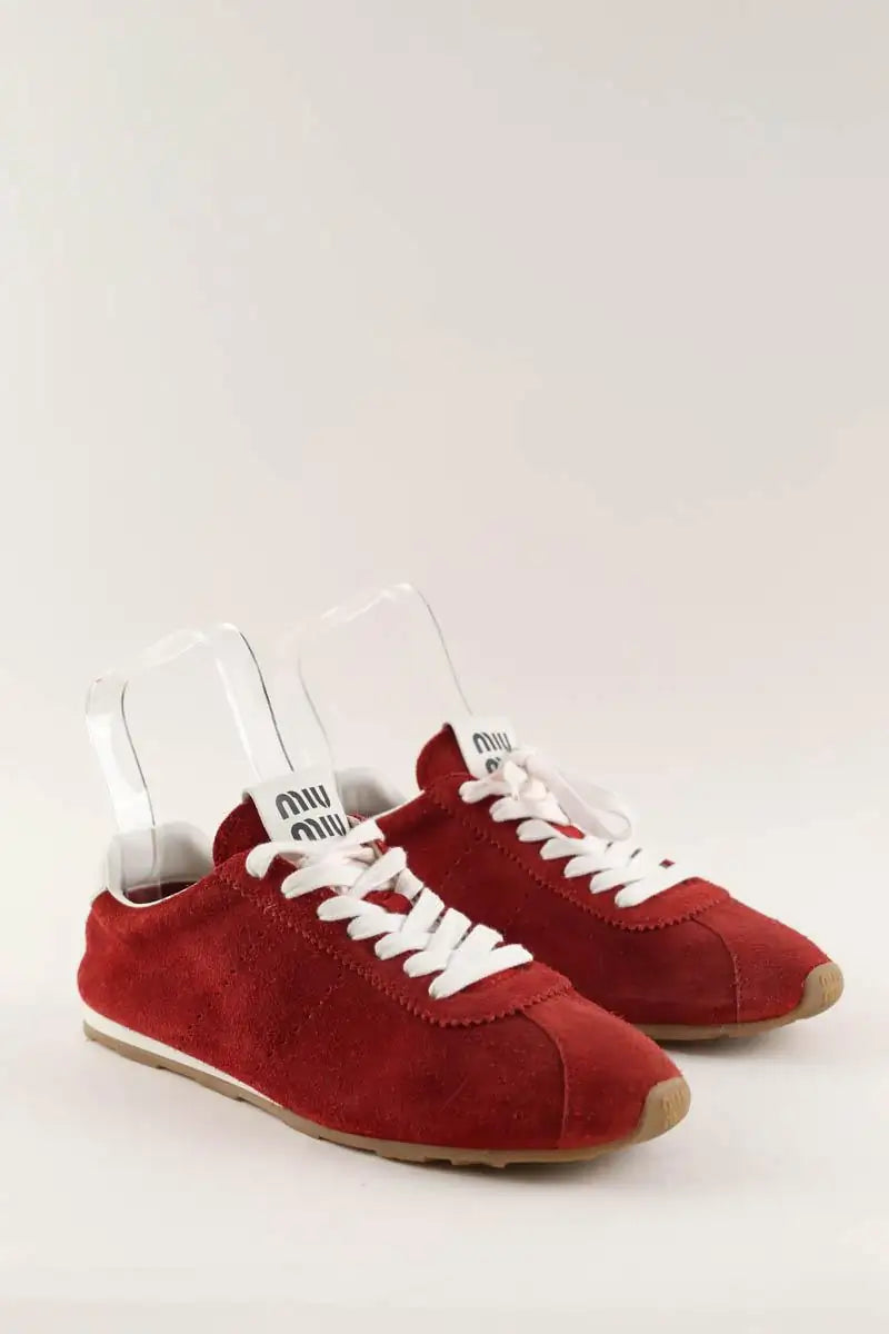 Baskets Miu Miu Basket en suède Plume Rouge en Daim