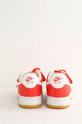 Baskets Nike Air force 1 Rouge en Cuir