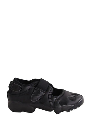 Baskets Nike Air Rift Noir en Cuir, taille 36 - Seconde Main