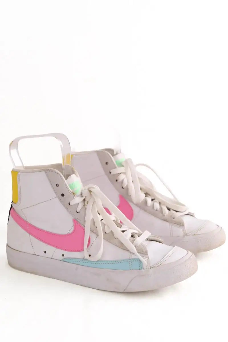 Baskets Nike Blanc en Cuir