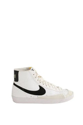 Baskets Nike Blanc en Cuir, taille 39 - Seconde Main