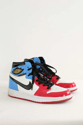 Baskets Nike Bleu en Cuir verni