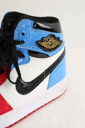 Baskets Nike Bleu en Cuir verni