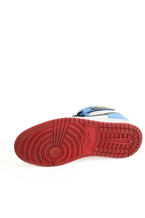 Baskets Nike Bleu en Cuir verni
