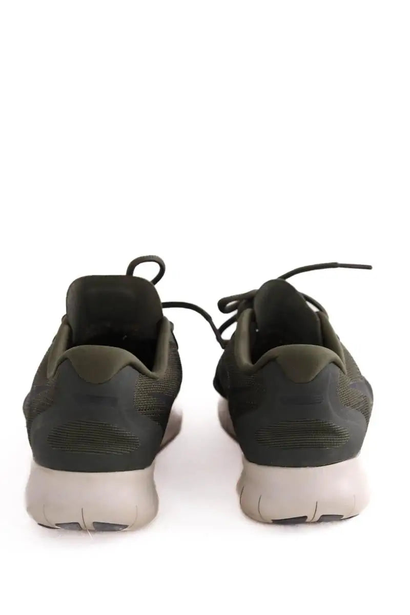 Baskets Nike Kaki en Tissu