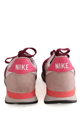 Baskets Nike Rose en Daim