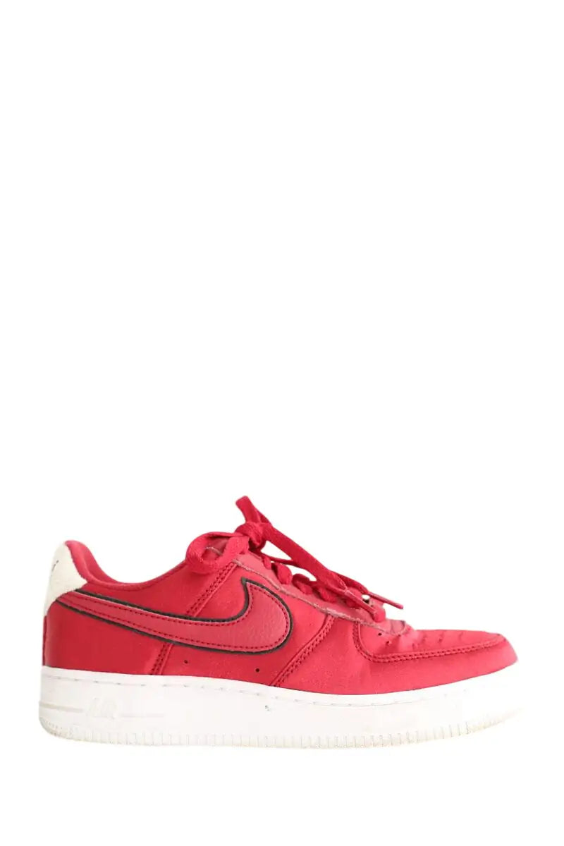 Baskets Nike Rouge en Tissu, taille 37 - Seconde Main
