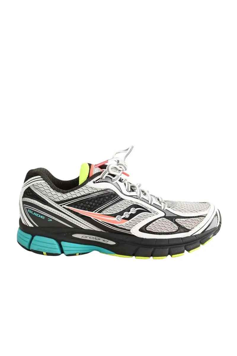 Baskets Saucony Gris en Tissu, taille 36 - Seconde Main