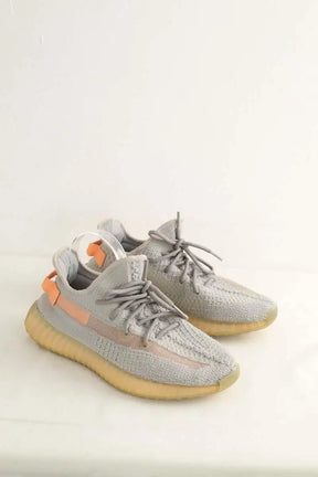 Baskets Yeezy Gris en Tissu