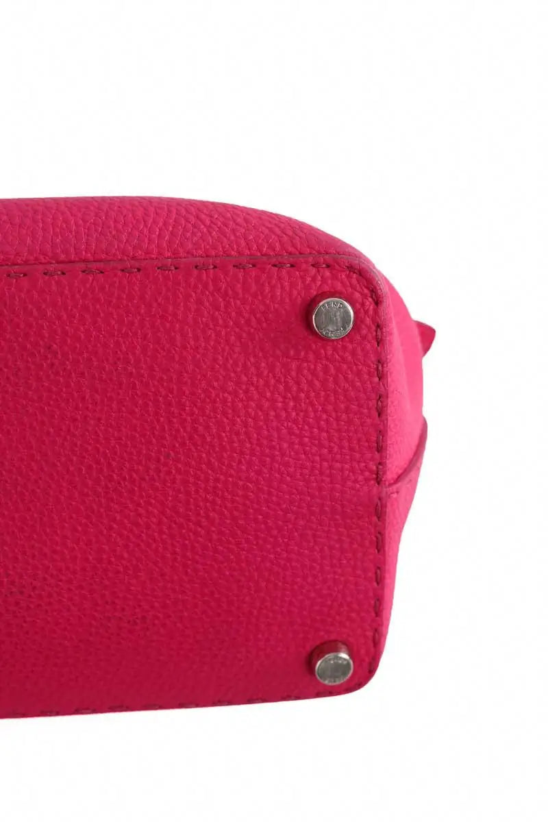 Sac à main Fendi Adèle Selleria Rose en Cuir